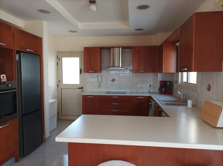 Cheap Houses and Villas for Sale Limassol up to 700000 euro