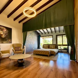 6+ Bedroom House for Sale in Tala, Paphos District