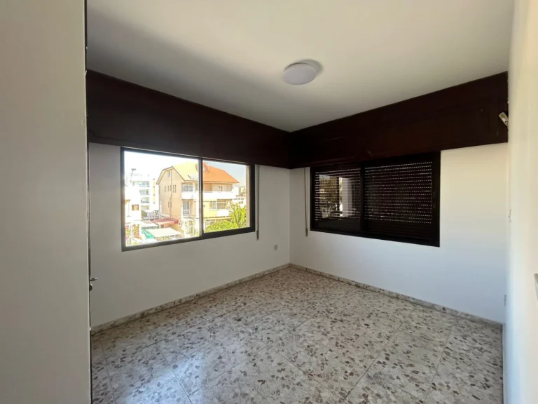 From €600 to €900