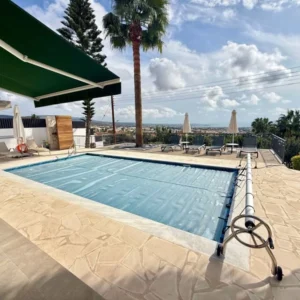 4 Bedroom House for Sale in Peyia, Paphos District