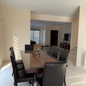 4 Bedroom Apartment for Rent in Livadia Larnakas, Larnaca District