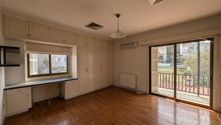 Cheap Houses and Villas for Sale Nicosia up to 700000 euro