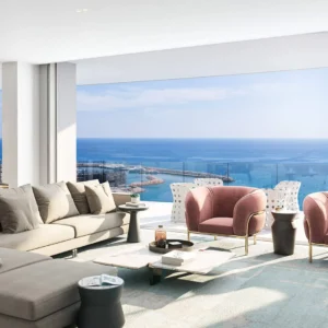 Продается 3-комнатная квартира