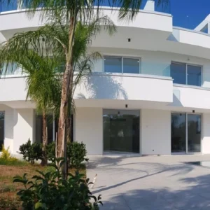 5 Bedroom House for Sale in Potamos Germasogeias, Limassol District