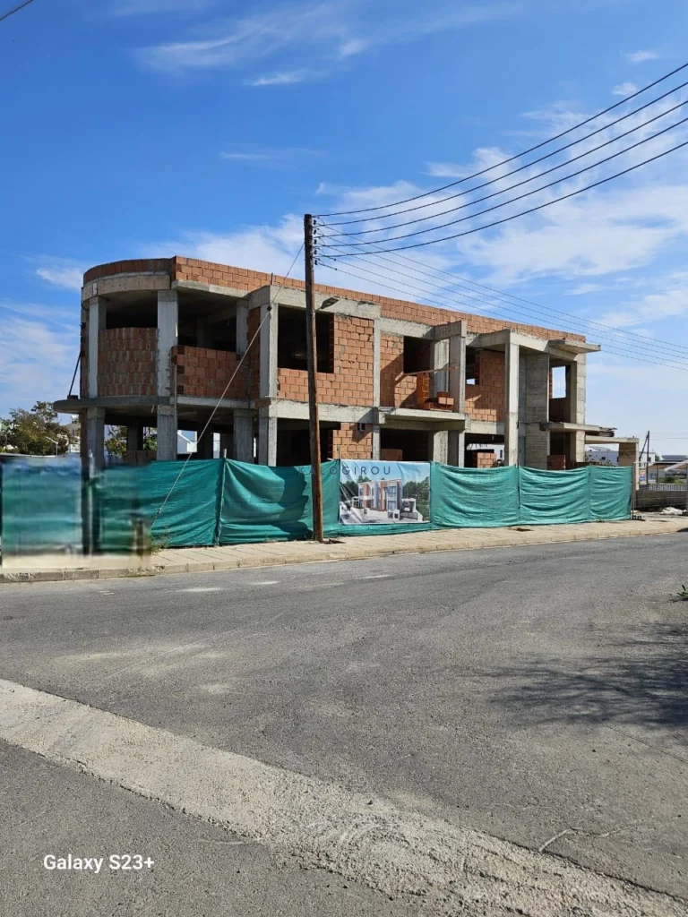 Cheap Houses and Villas for Sale Larnaca up to 300000 euro