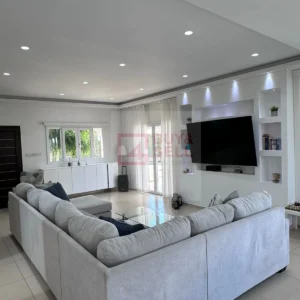 5 Bedroom House for Rent in Agios Tychonas, Limassol District