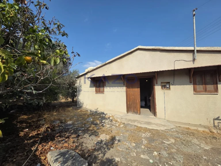 Cheap Houses and Villas for Sale Limassol up to 300000 euro