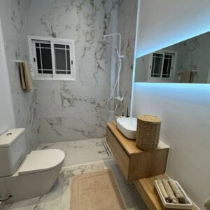 2 Bedroom Apartment for Rent in Tombs Of the Kings, Paphos District