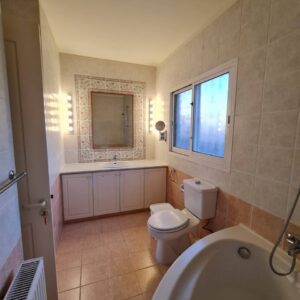 4 Bedroom House for Rent in Agios Tychonas, Limassol District