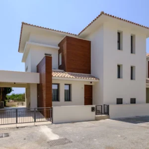 4 Bedroom House for Sale in Tersefanou, Larnaca District
