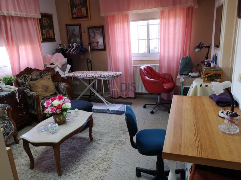 Cheap Houses and Villas for Sale Nicosia up to 800000 euro