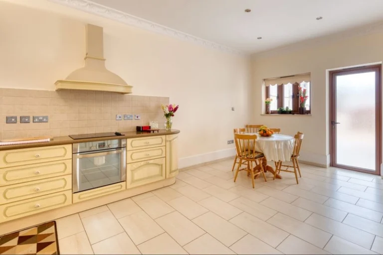 Average Price of a House in Famagusta