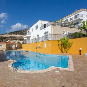 2 Bedroom Apartment for Sale in Peyia, Paphos District