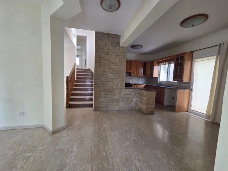 Προς Ενοικίαση