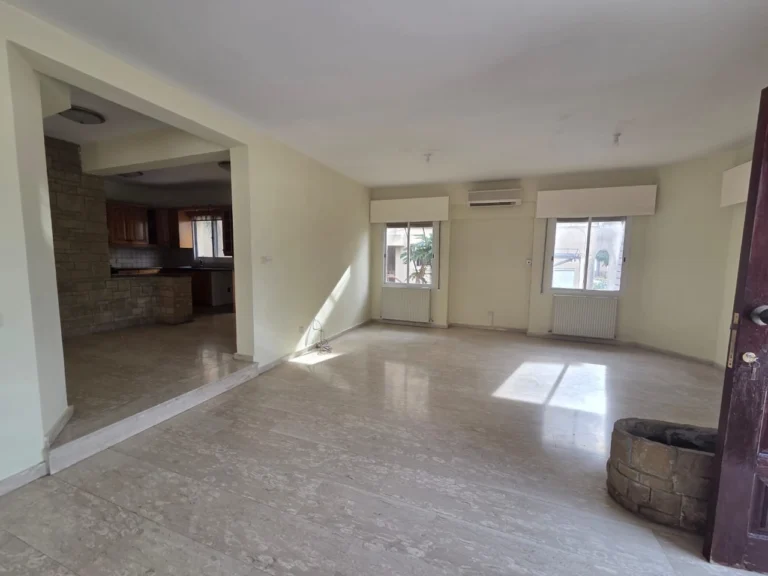 Προς Ενοικίαση