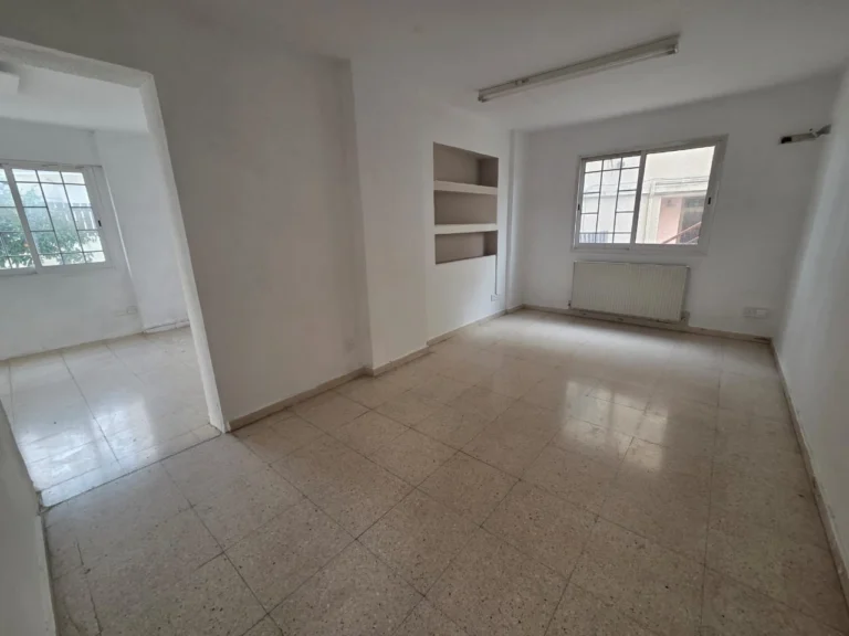 Προς Ενοικίαση