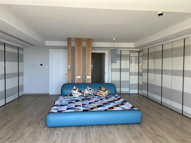 Προς Ενοικίαση