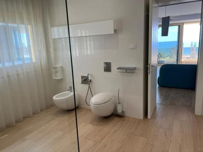 Προς Ενοικίαση