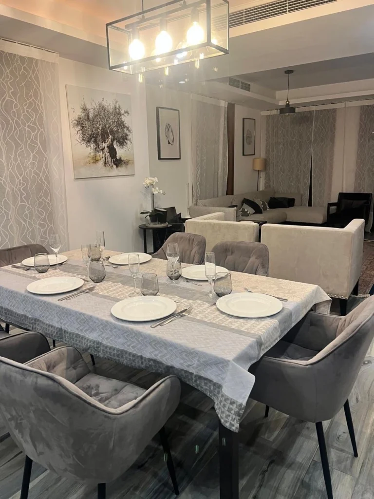 Προς Ενοικίαση