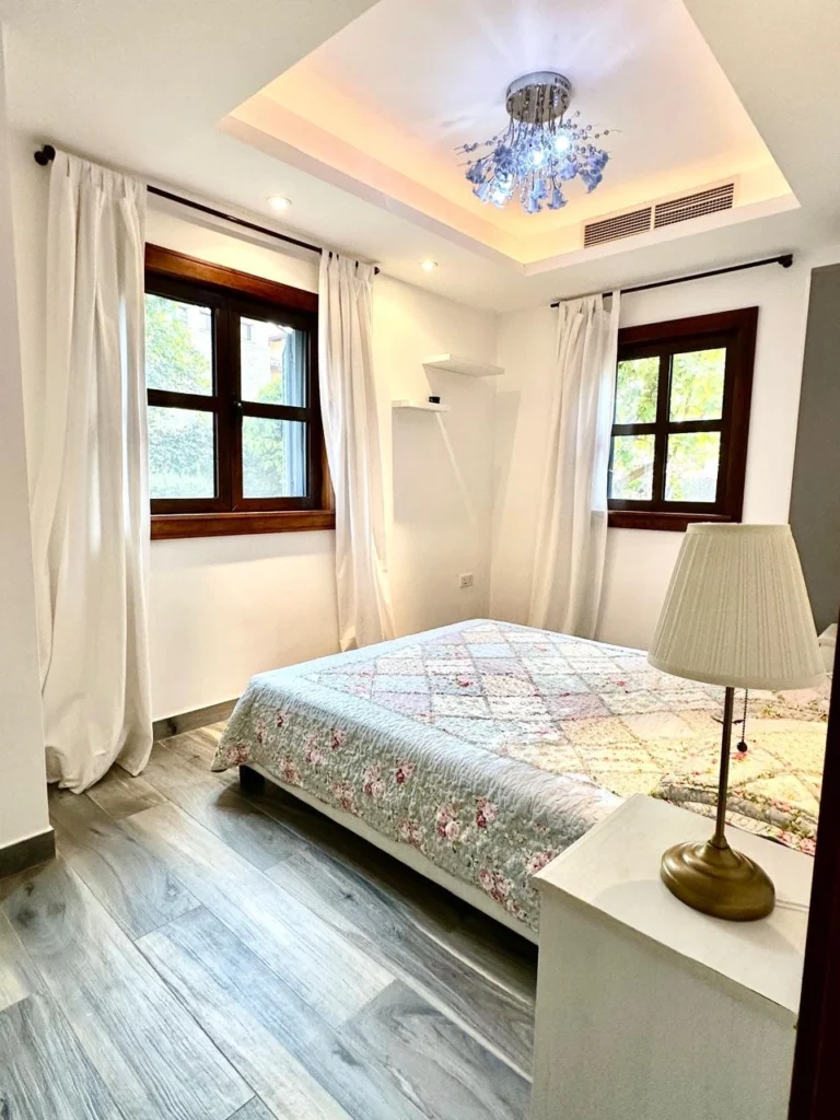 Προς Ενοικίαση