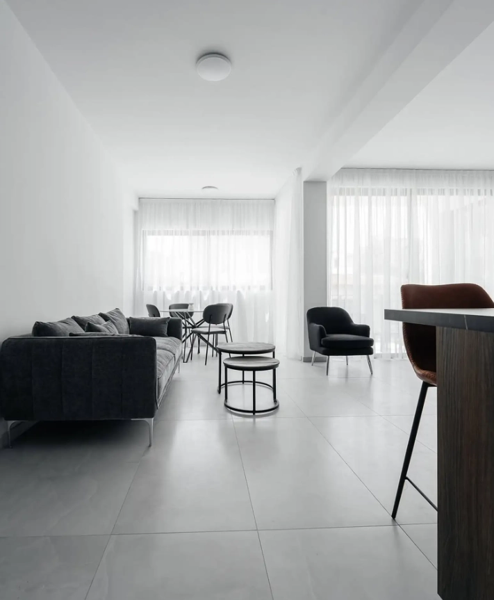 Προς Ενοικίαση