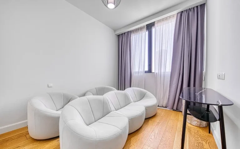 Προς Ενοικίαση