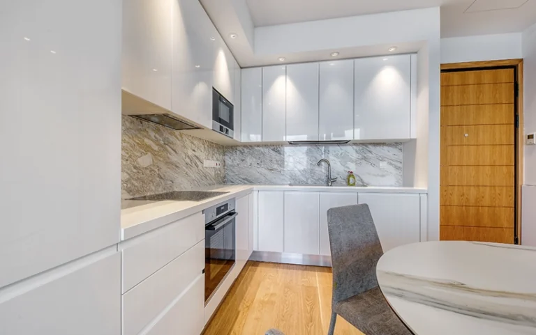 Προς Ενοικίαση