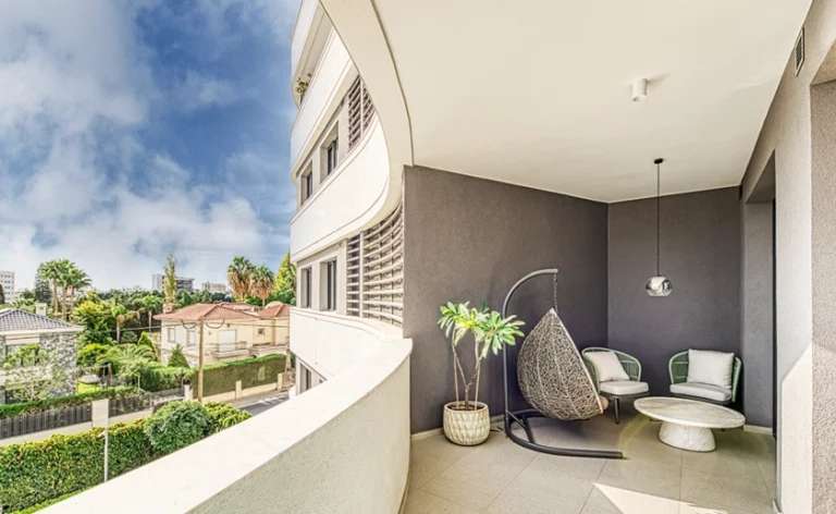 Προς Ενοικίαση