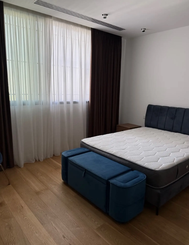 Προς Ενοικίαση