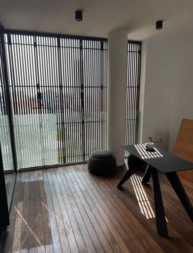 Προς Ενοικίαση