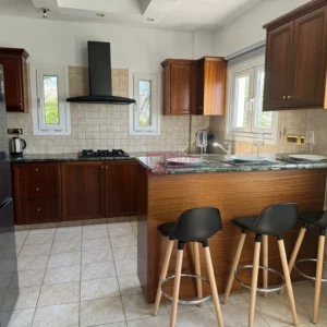 5 Bedroom House for Rent