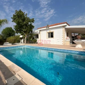 3 Bedroom House for Sale in Moni, Limassol District