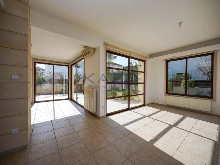 Cheap Houses and Villas for Sale Nicosia up to 600000 euro