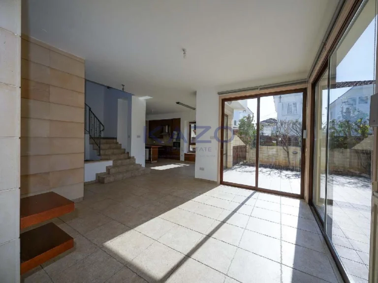 Cheap Houses and Villas for Sale Nicosia up to 600000 euro