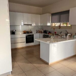 4 Bedroom House for Rent in Trachoni Lemesou, Limassol District