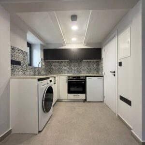 1 Bedroom Apartment for Rent in Limassol – Sea Front, Molos