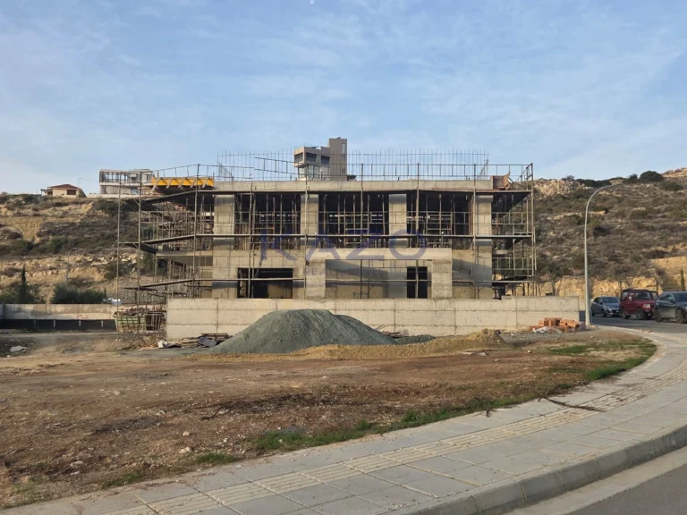 Cheap Houses and Villas for Sale Limassol up to 800000 euro