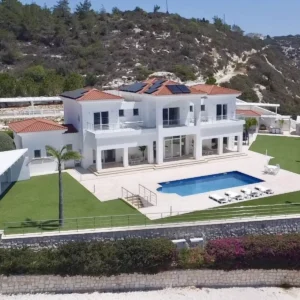 4 Bedroom House for Sale in Pegeia, Paphos District