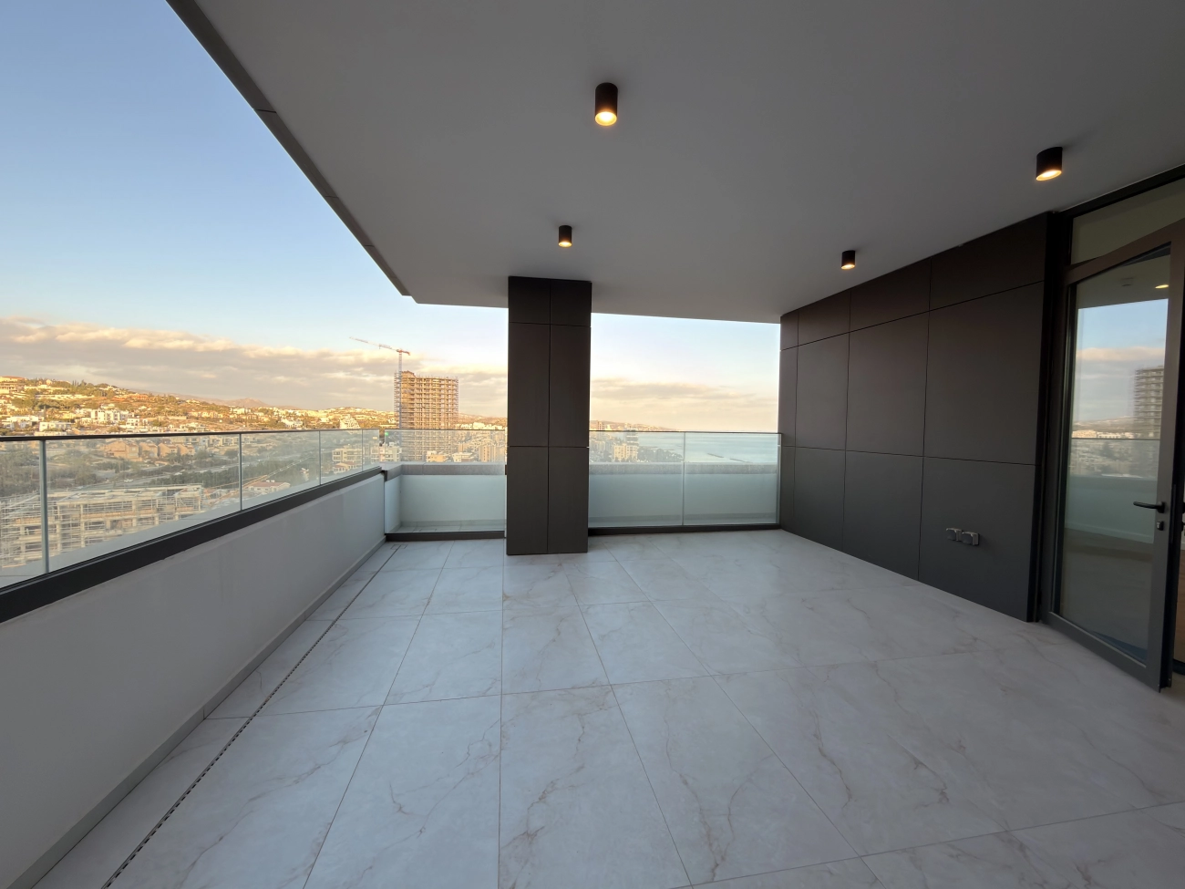 2 Bedroom Apartment for Rent in Agios Tychonas, Limassol District