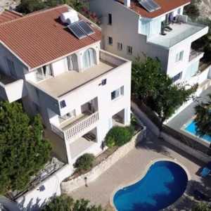 5 Bedroom House for Sale in Tala, Paphos District