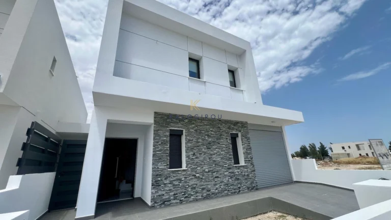 Cheap Houses and Villas for Sale Larnaca up to 700000 euro