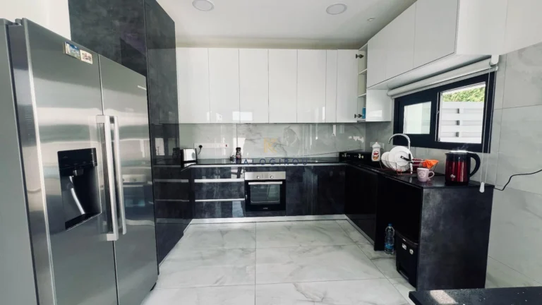 Cheap Houses and Villas for Sale Larnaca up to 700000 euro