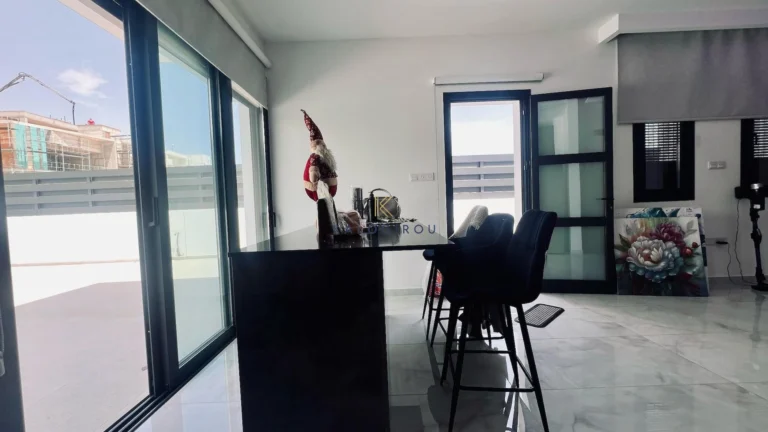 Cheap Houses and Villas for Sale Larnaca up to 700000 euro