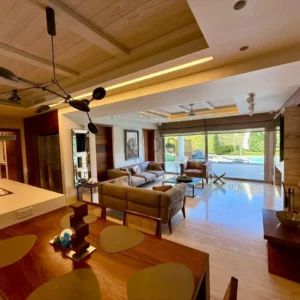 5 Bedroom House for Sale in Pyrgos Lemesou, Limassol District