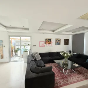 5 Bedroom House for Sale in Limassol – Agios Athanasios