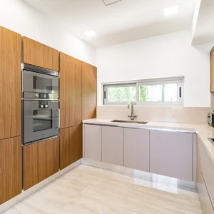 4 Bedroom House for Rent in Latchi (Lakki / Latsi), Paphos District