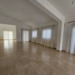 3 Bedroom Apartment for Rent in Konia, Paphos District