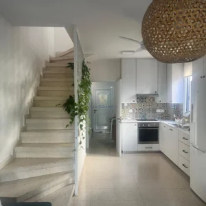 3 Bedroom House for Sale in Pervolia Larnacas