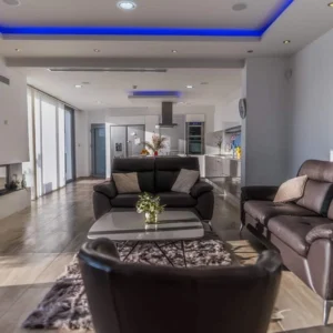 6+ Bedroom House for Sale in Livadia Larnakas, Larnaca District