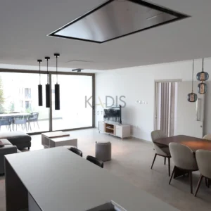 3 Bedroom Apartment for Rent in Agios Dometios, Nicosia District